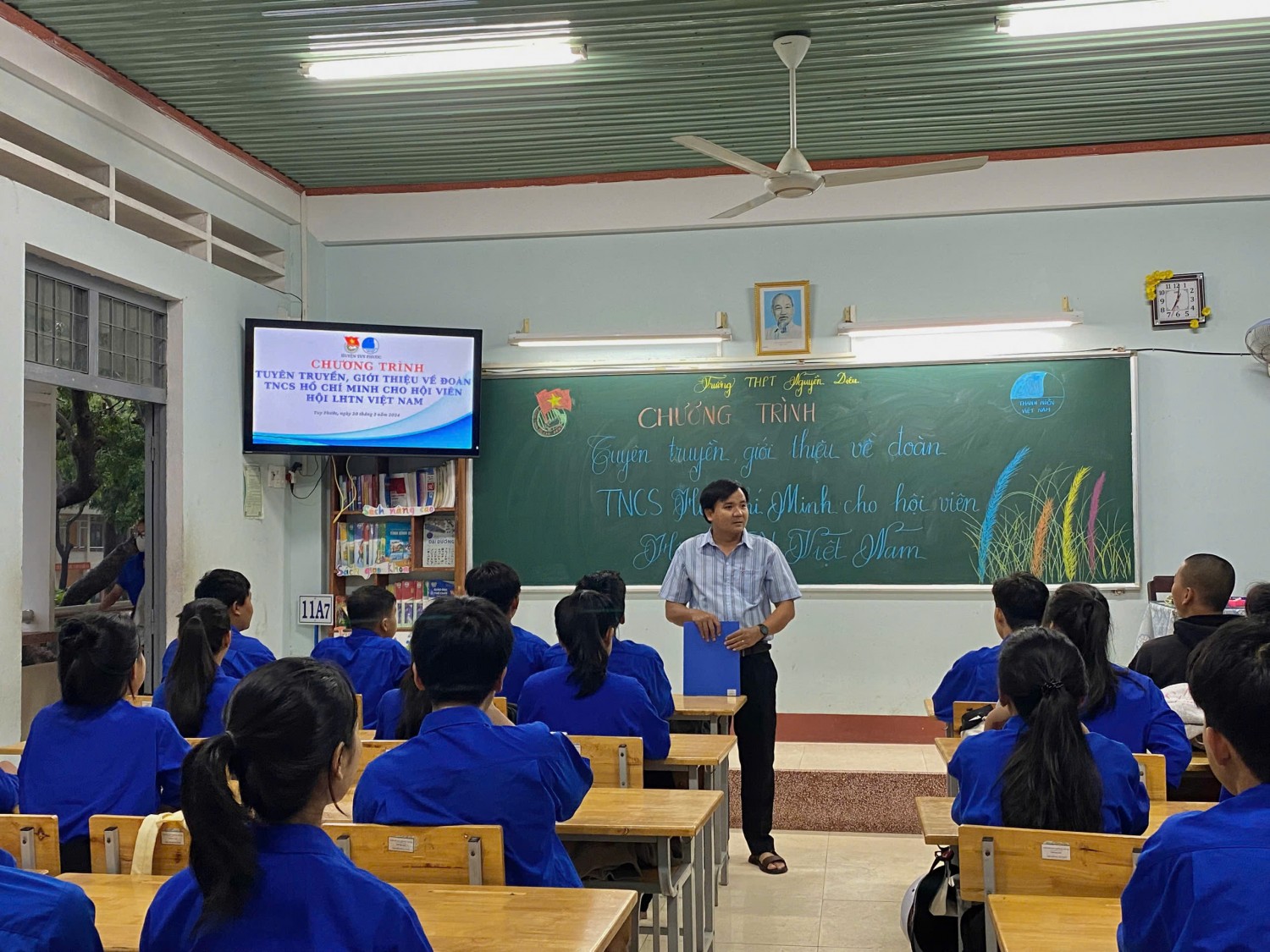 Tuyên truyền, giới thiệu về Đoàn Thanh niên cộng sản Hồ Chí Minh, giới thiệu hội viên ưu tú để kết nạp đoàn