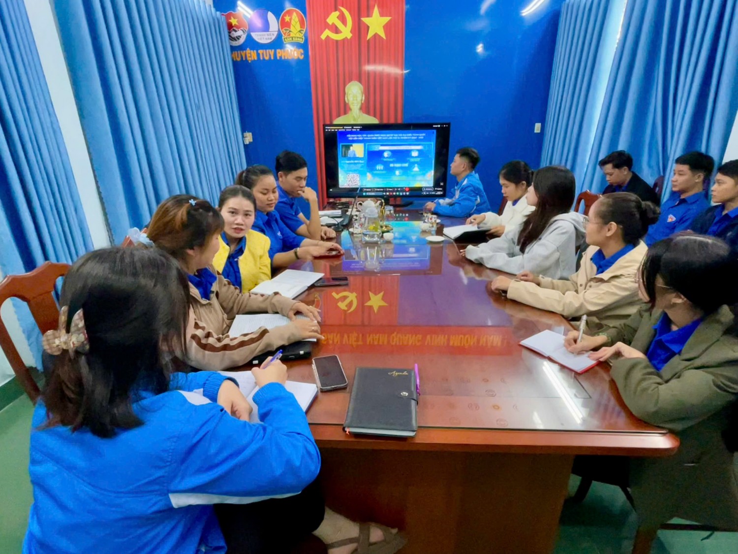 Ủy ban Hội LHTN Việt Nam huyện Tuy Phước tham gia sôi nổi Hội nghị trực tuyến quán triệt Nghị quyết Đại hội lần thứ IX