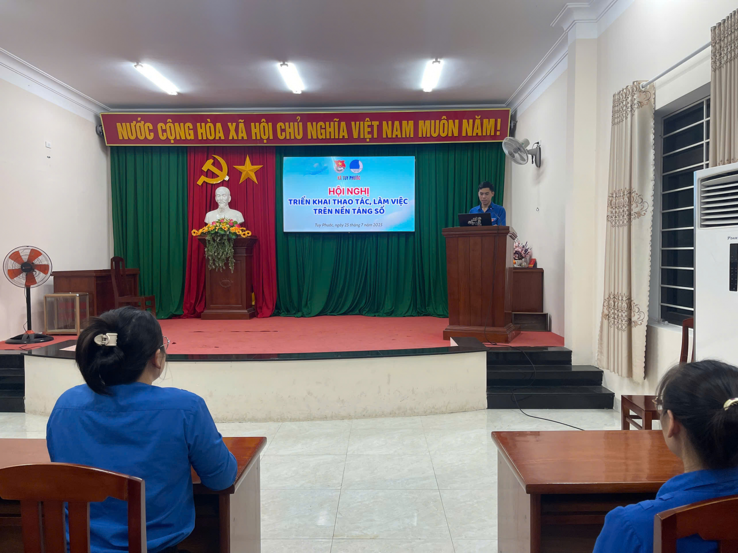 TRIỂN KHAI THAO TÁC LÀM VIỆC TRÊN NỀN TẢNG SỐ