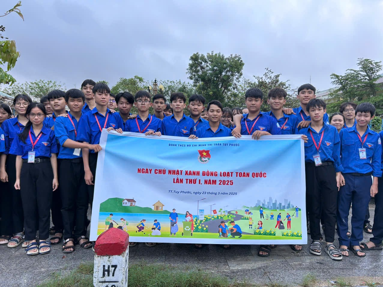 TIN CƠ SỞ: TUỔI TRẺ THỊ TRẤN TUY PHƯỚC RA QUÂN NGÀY CHỦ NHẬT XANH LẦN THỨ NHẤT