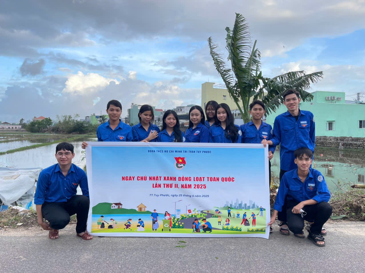 ĐOÀN THỊ TRẤN TUY PHƯỚC RA QUÂN CHỦ NHẬT XANH LẦN THỨ II NĂM 2025 TẠI THÔN TRUNG TÍN 2